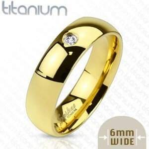 Titánium karikagyűrű arany színben cirkonkővel, 6 mm - Nagyság: 55