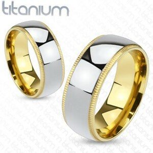 Ezüstös titániumgyűrű bordázott arany színű szegéllyel - Nagyság: 49