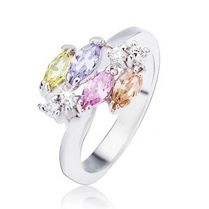 Fényes ezüst színű gyűrű, fényes ovális cirkóniák és átlátszó kövek - Nagyság: 58