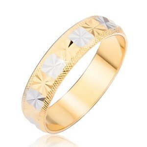 Arany ezüst színű gyűrű gyémántmintával és vésett szélekkel - Nagyság: 58