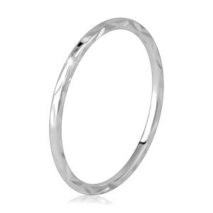 925 ezüst vékony gyűrű - szemcse alakú gravírozott minta - Nagyság: 49